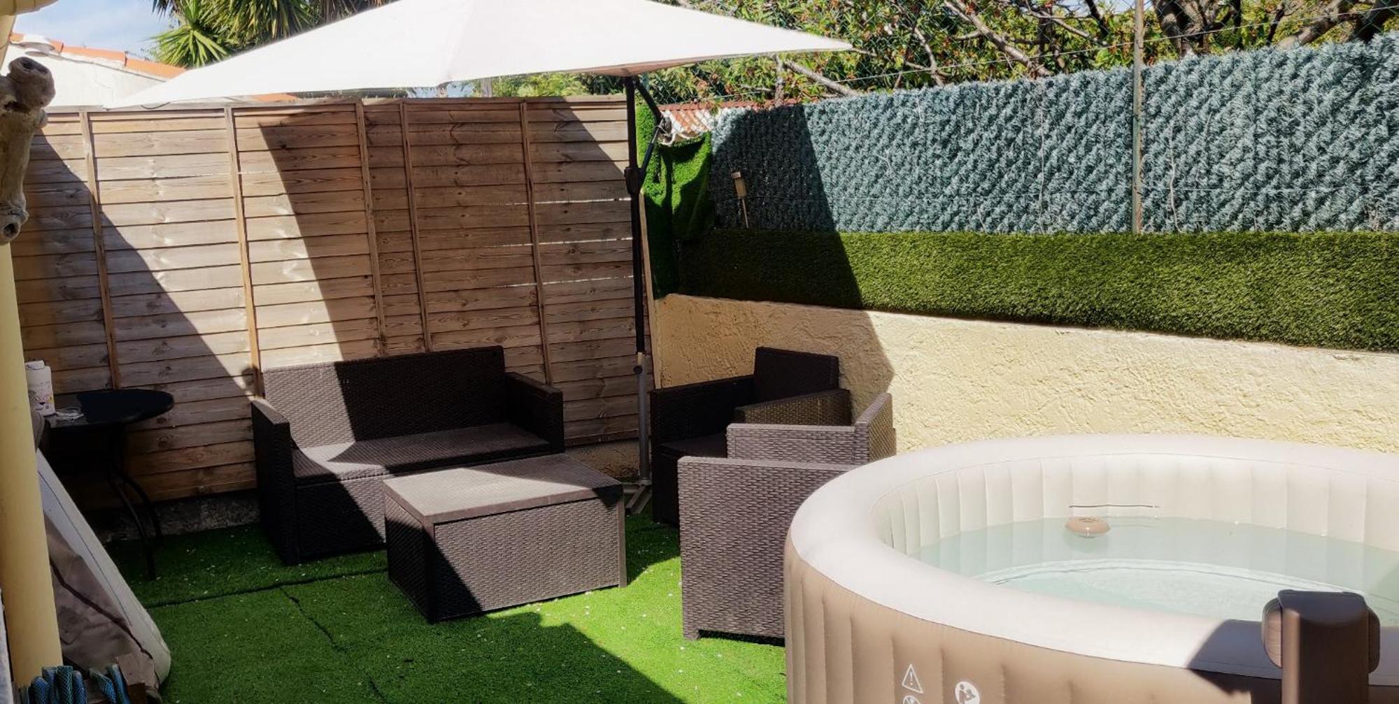 Maison T2 proche mer jardin spa jacuzzi et parking Six-Fours-les-Plages Buitenkant foto